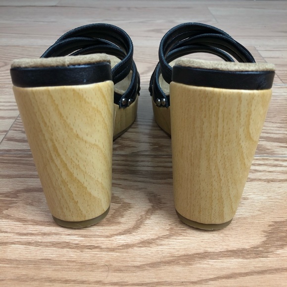 SODA Film-S Black Strap Platform Sandal - Picture 4 of 10